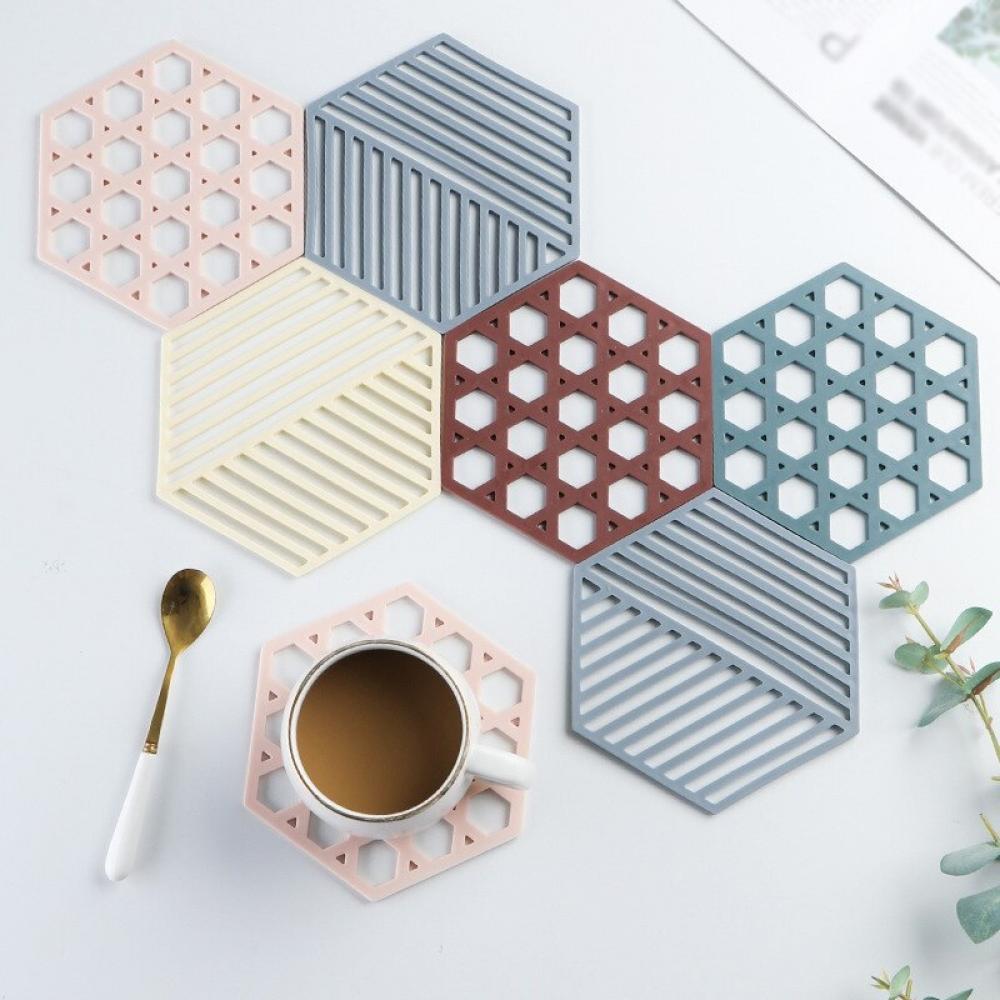 Heat Resistant Silicone Table Mat - Brandable.PK